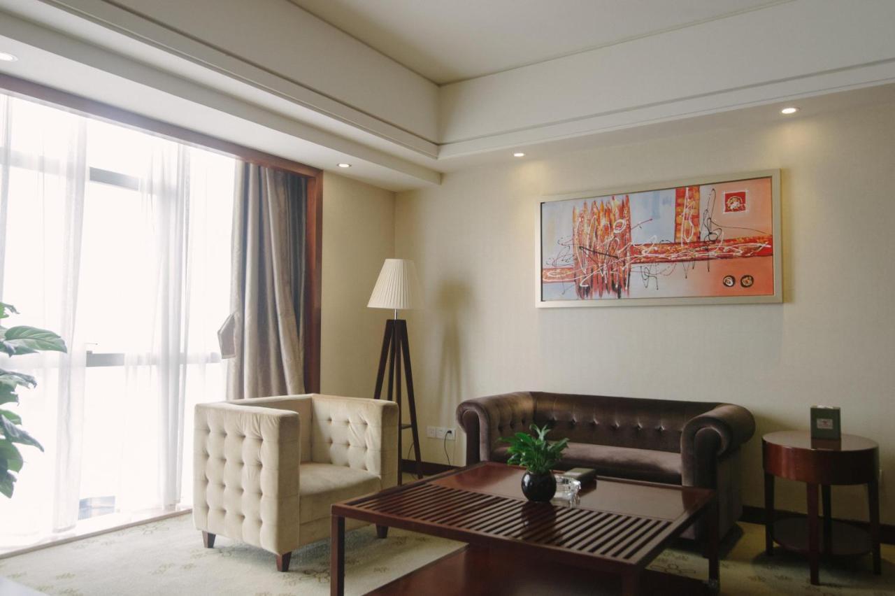 Haiwaihai Crown Hotel Ma'Anshan Екстериор снимка